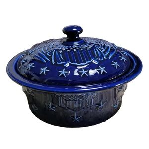 Longaberger American Eagle 1.5-quart covered casserole dish